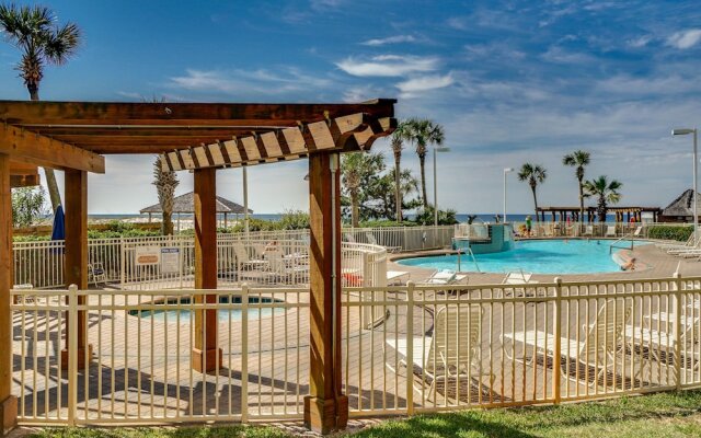 Pelican Beach Resort by Panhandle Getaways