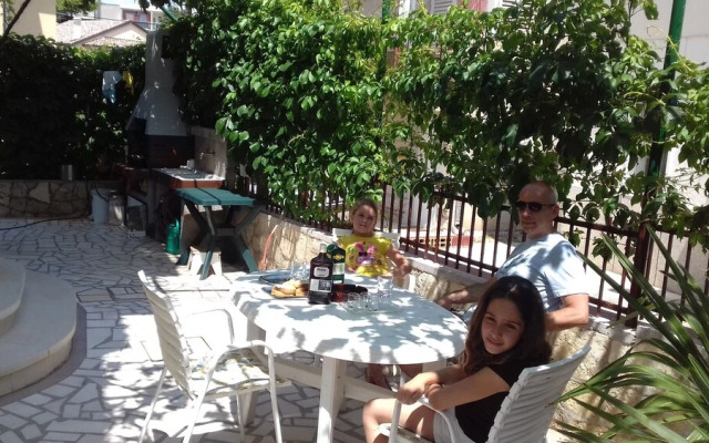 Apartmani J&R Babara