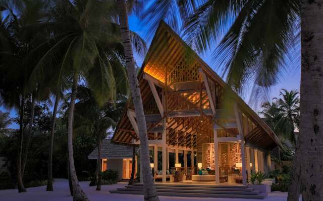 Emerald Faarufushi Resort & Spa - All Inclusive