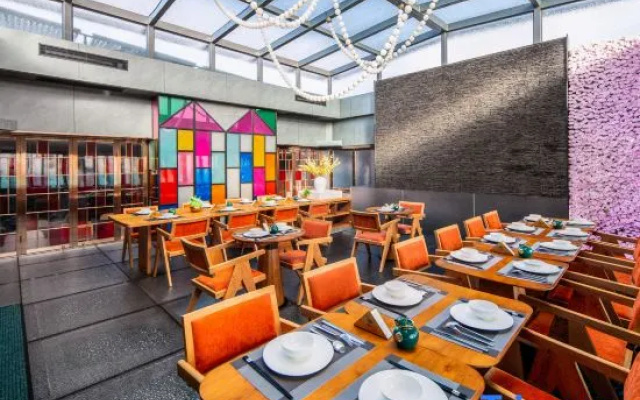 Pu'er SANMON Hotel (Yuecheng Shiguangli Shopping Park Shop) – Business – Pu'er