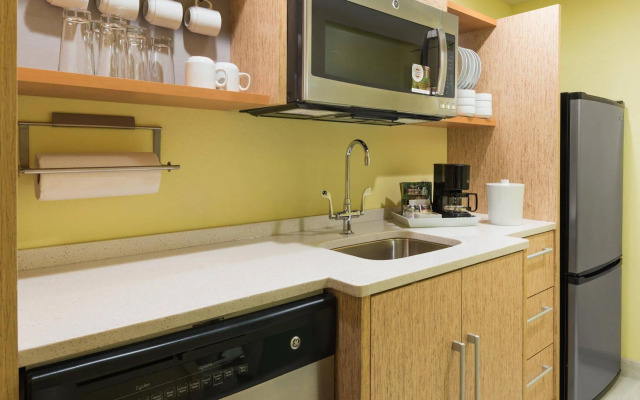 Home2 Suites by Hilton Buffalo Airport / Galleria Mall