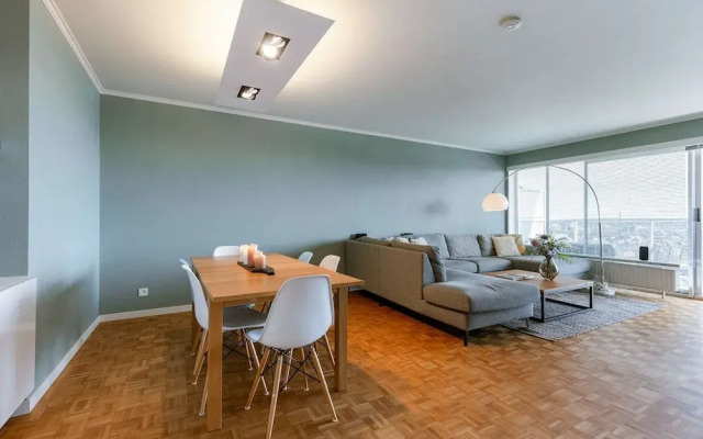 Bright Apartment With City View and Terrace