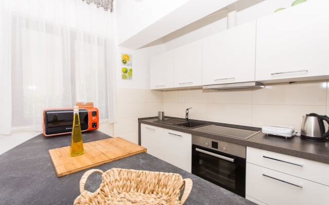 House Ruzmarin