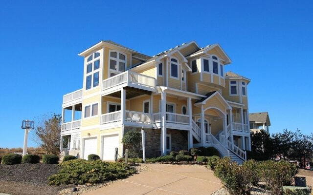 Joy At a Glance - 6 Br Home