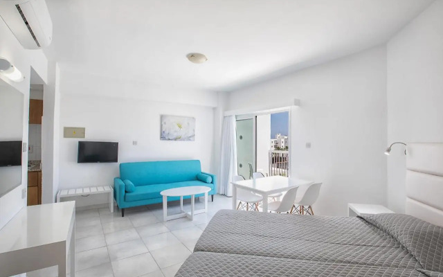 Papantonia Hotel Apartments