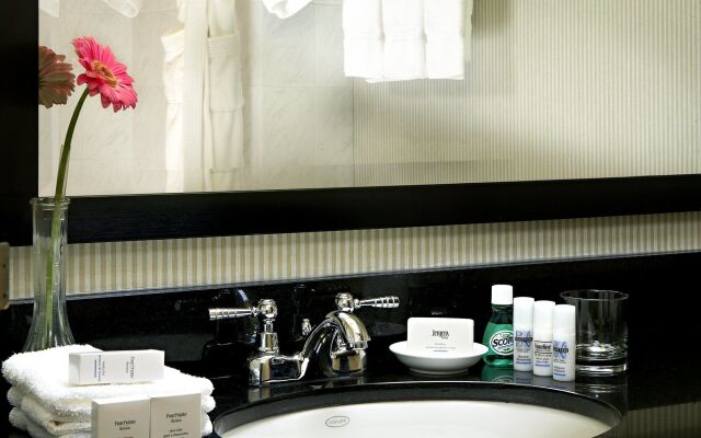 Four Points By Sheraton Gatineau-Ottawa