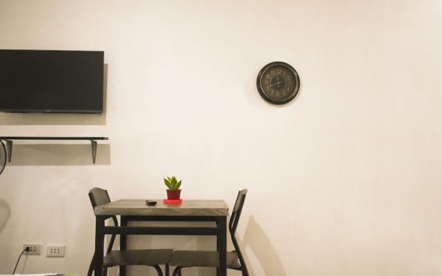 Studio Room With Private Bathroom and Kitchenette