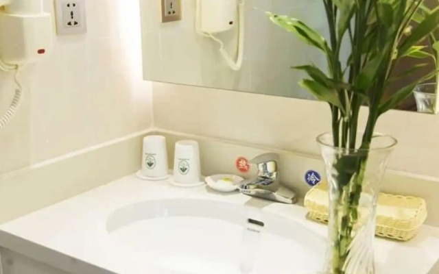 GreenTree Inn Yancheng Dafeng port Sea world Hotel