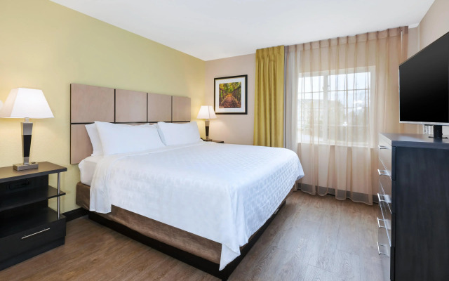 Candlewood Suites Rocky Mount by IHG