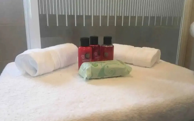 2 Bedroom Chalet - Praa Sands, Cornwall