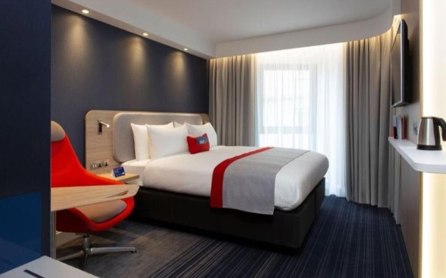 Holiday Inn Express - Edinburgh City Centre by IHG - Image 7