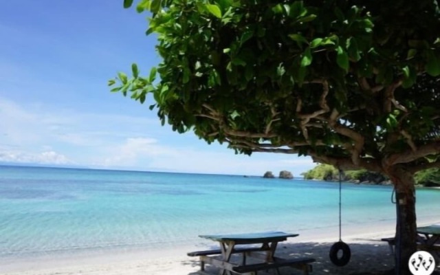 Aglicay Beach Resort