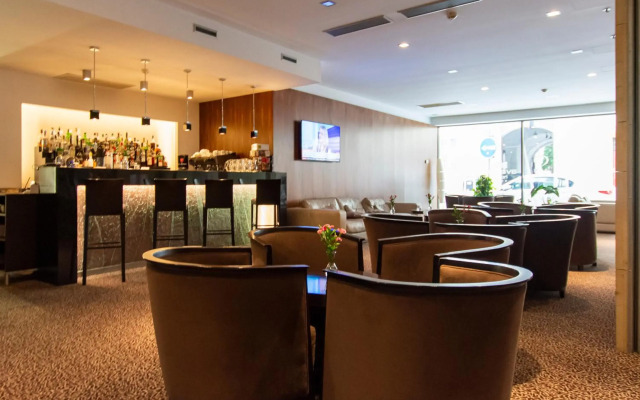 Hotel Avance