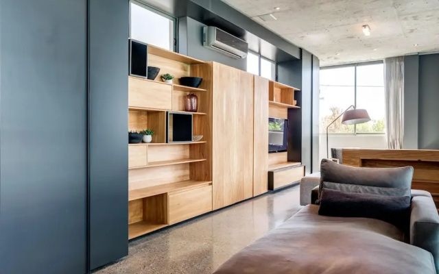 Exquisite Modern Camps Bay Villa Hove Villa