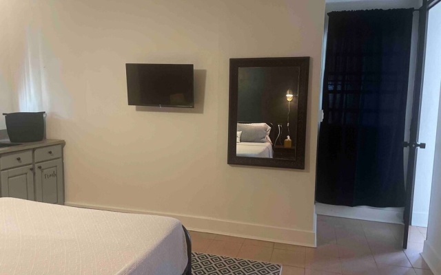 Pr Pvt Rm 5 Qn Bed Gated Comm Easy Parking — фото 3