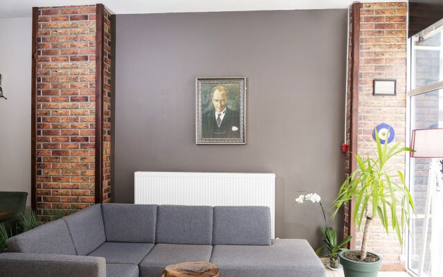 The Corner Inn Hotels By Suit