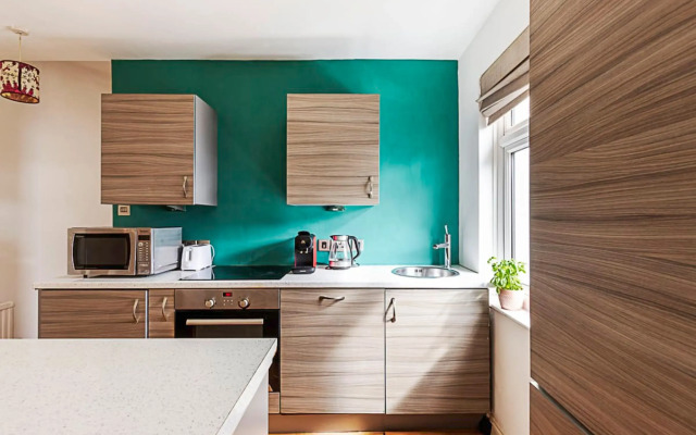 A Tranquil One-bedroom Flat Near Brockwell Park