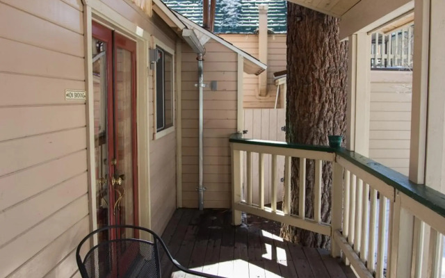 Sleepy Forest Cottages