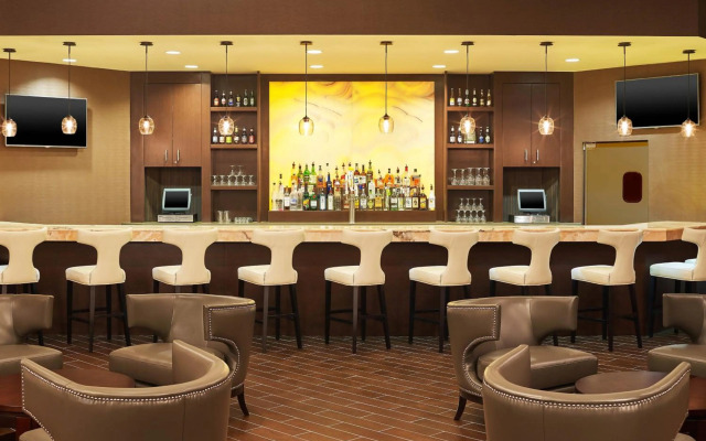 Sheraton Lisle Naperville Hotel