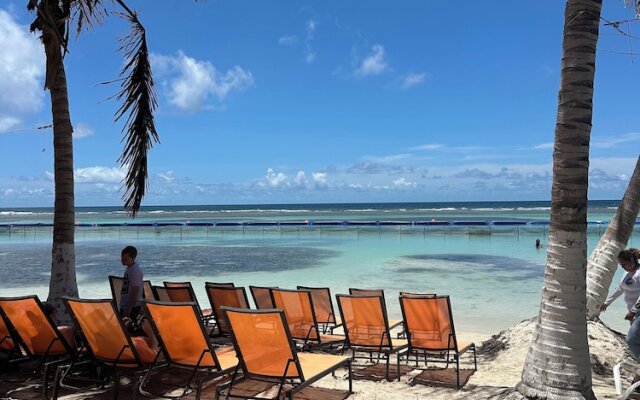 Oneiro Suites