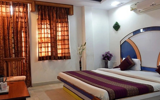 Anoop Hotel