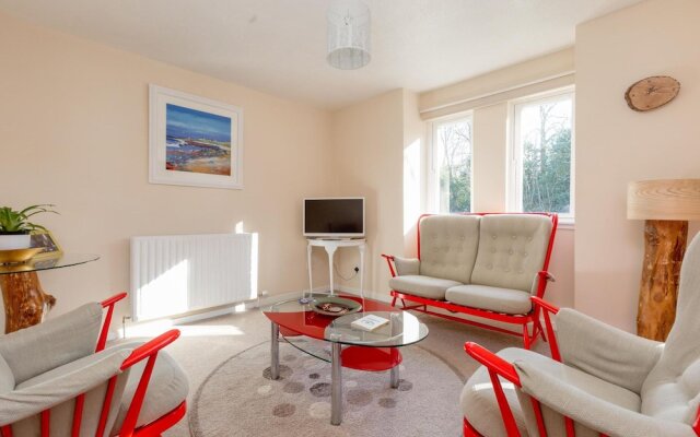 409 Cosy and Quiet 1 Bedroom Apartment in Canonmills With Parking