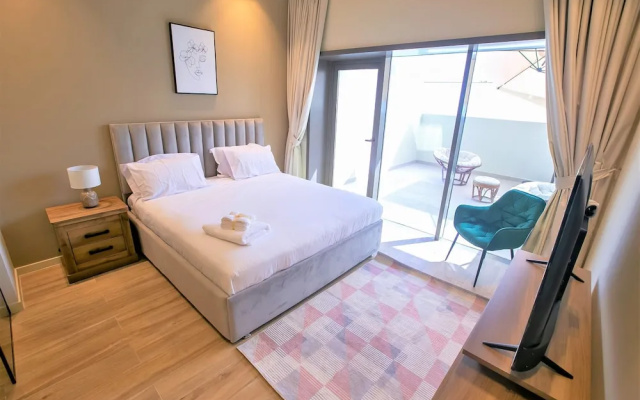 Cozy Studio With Balcony Park View - Hotel in ดูไบ - Photo 2