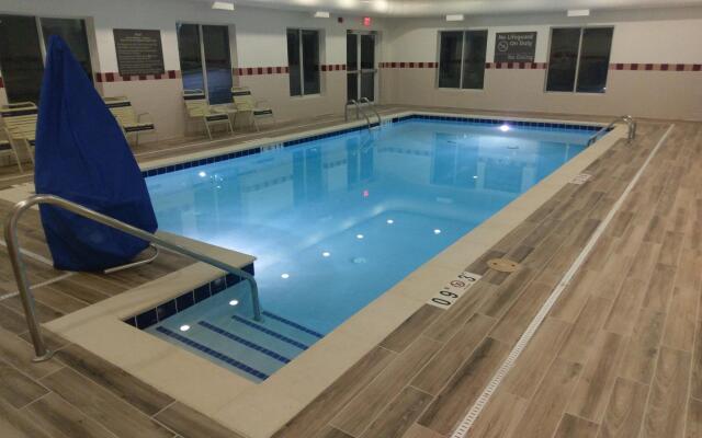 Hampton Inn & Suites Williamsburg-Richmond Rd.