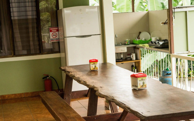 Hostel Backpackers La Fortuna
