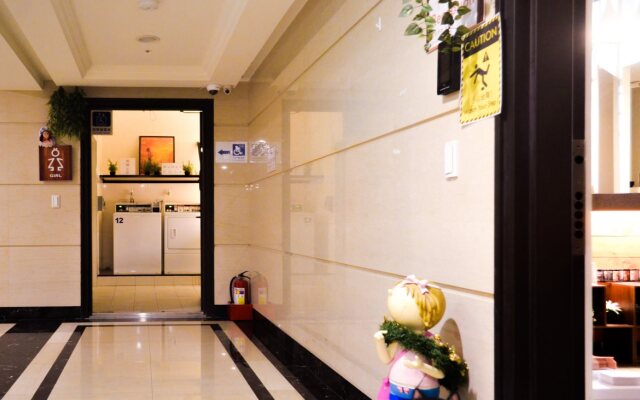 Starbox Hostel