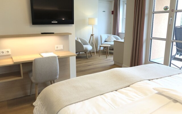 Hotel & Restaurant ZUR TRAUBE
