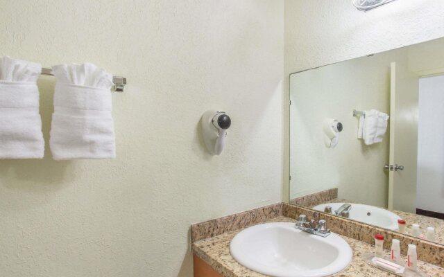 Ramada by Wyndham Hialeah/Miami Airport North
