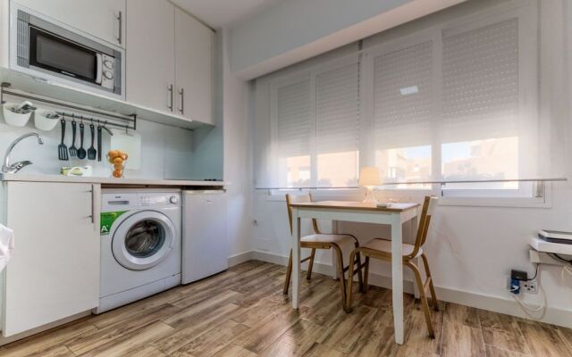 Holidays2Malaga Malagueta Apartments
