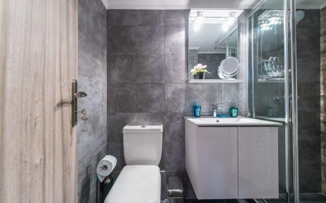 Stylish Home in Koukaki