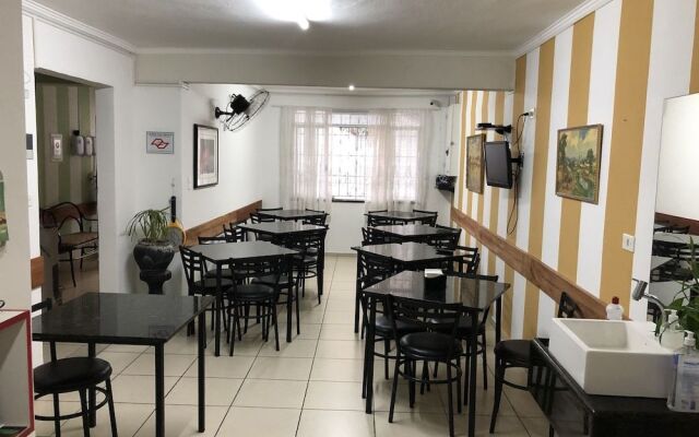 Hostel Ipê