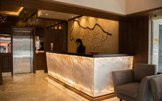 The Boulevard Hotel