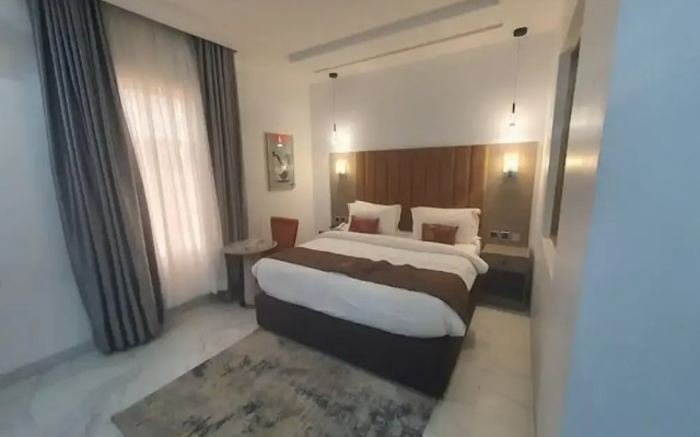 Wellington Blu Hotel and Suites