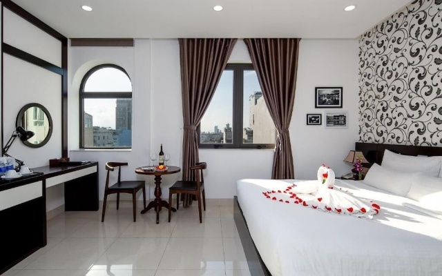 Dung Nam Hotel – Guest Rooms – Da Nang