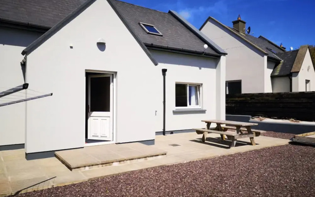 4 Bedroomed Holiday Home Close to the Beach
