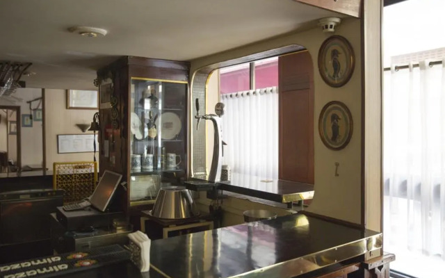 Mayflower Hotel
