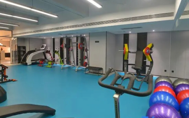 Shuiyi Carnival Hotel