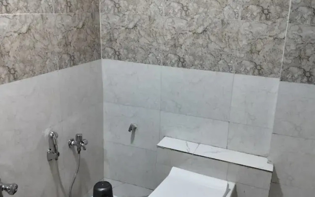 Goroomgo NR Nayan Residency Ahmedabad