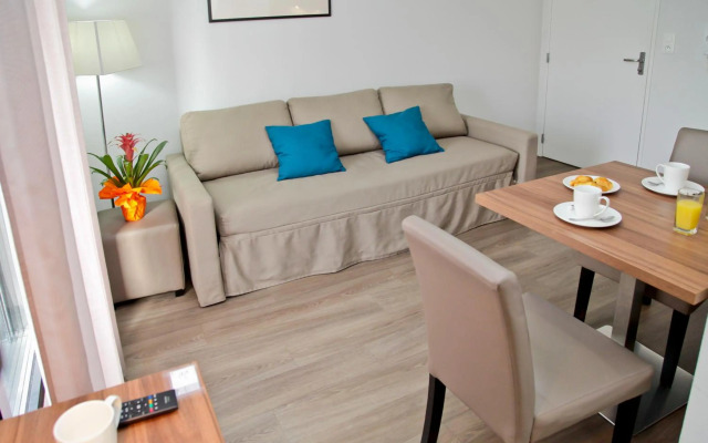 Appart Hotel Odalys City Tours Le Jardin des Lettres