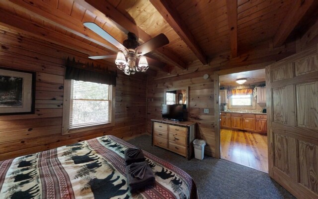 Close To Heaven 2 Bedroom Cabin