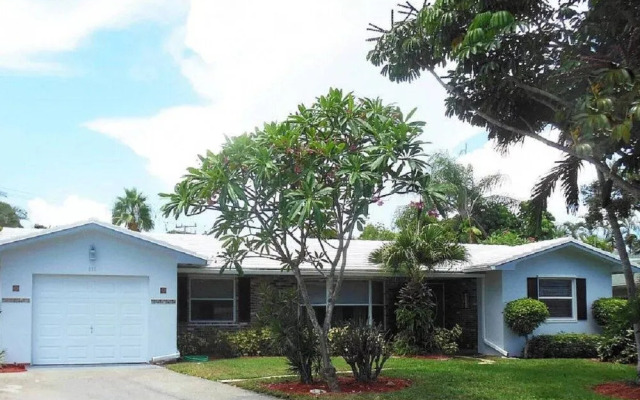 Poolside Retreat Boynton Beach
