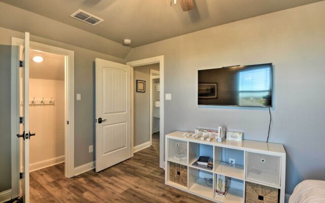 Granbury Home w/ Hot Tub & Furnished Patio!