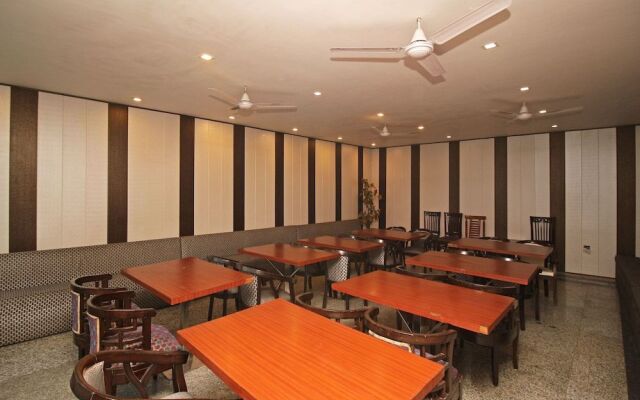 OYO Collection O 476 Hotel Gera's
