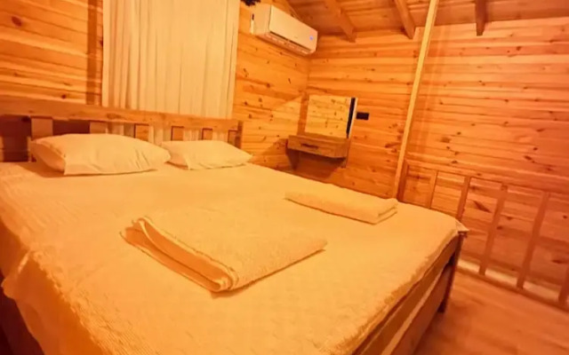 Fnm Luxury Bungalovs