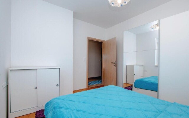 Stunning Home in Sibenik With Wifi and 4 Bedrooms