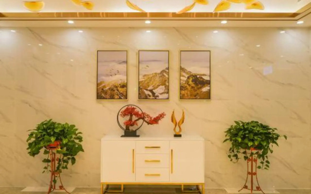 Huangjia Xiyan Hotel